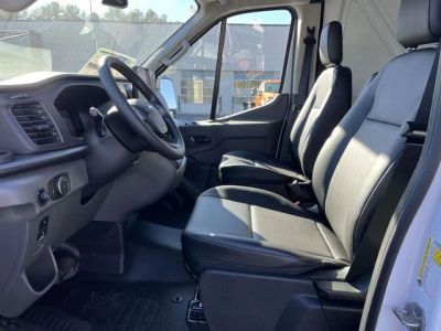 2026 Ford Transit-350 - Photo 4