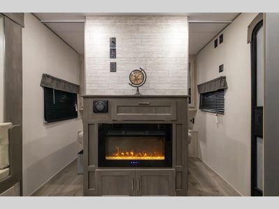 2026 Coachmen RV Catalina Trail Blazer - Photo 6