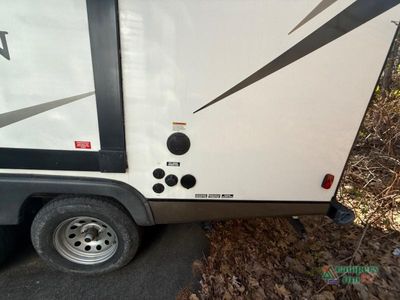 2021 Gulf Stream RV Envision - Photo 3