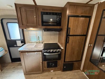 2021 Gulf Stream RV Envision - Photo 40