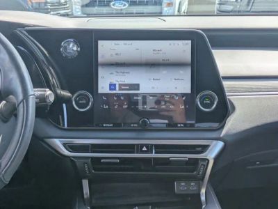 2023 Lexus RX — photo 16 view