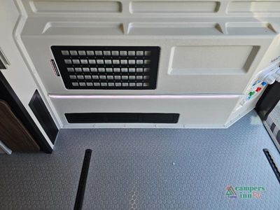 2026 Tiffin Motorhomes GH1 — photo 38 view
