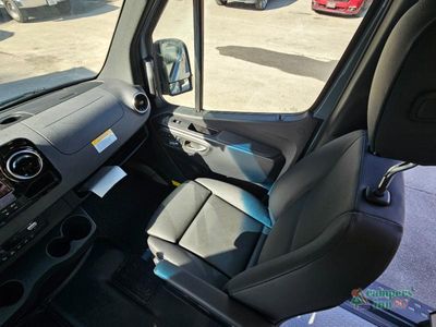2026 Tiffin Motorhomes GH1 — photo 16 view