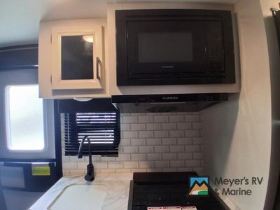 2022 Jayco Jay Feather Micro - Photo 8