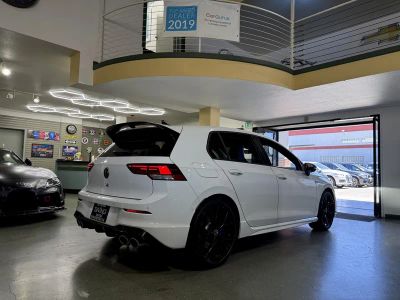 2023 Volkswagen Golf R — photo 34 view