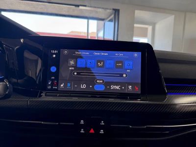 2023 Volkswagen Golf R — photo 20 view