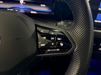2023 Volkswagen Golf R — photo 26 view