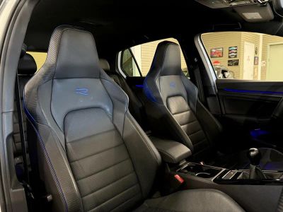 2023 Volkswagen Golf R — photo 13 view