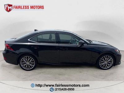 2015 Lexus IS 250 — interior view