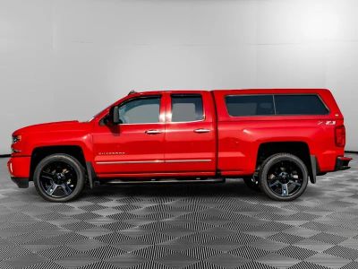 2018 Chevrolet Silverado 1500 — interior view