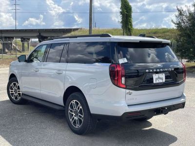 2025 Ford Expedition - Photo 5