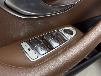 2019 Mercedes-Benz E-Class — photo 12 view