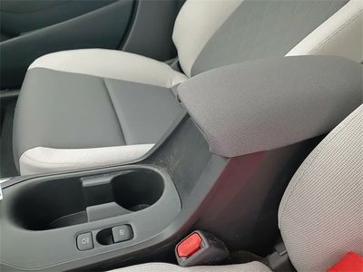 2026 Toyota Corolla - Photo 21
