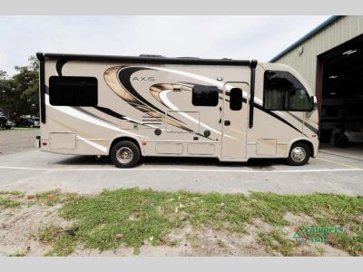 2016 Thor Motor Coach Axis — photo 8 view