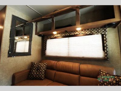 2016 Thor Motor Coach Axis — photo 14 view