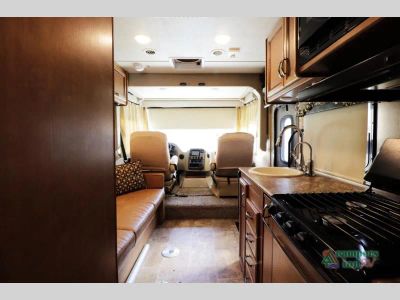 2016 Thor Motor Coach Axis — photo 12 view