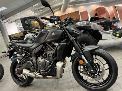2026 Yamaha MT-07 — front three-quarter view