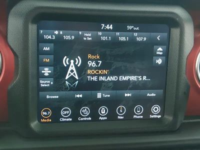2022 Jeep Gladiator - Photo 22