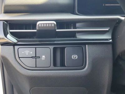 2026 Kia Sportage — photo 10 view