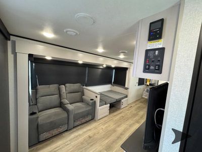 2026 Jayco Jay Feather - Photo 22