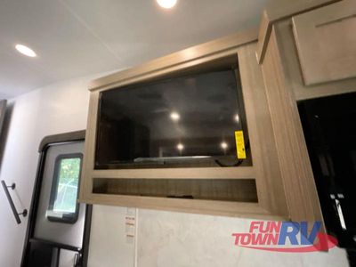 2026 Forest River RV Rockwood Signature - Photo 16