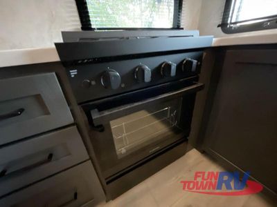 2026 Forest River RV Rockwood Signature - Photo 14