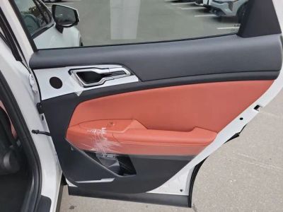 2026 Kia Sportage — photo 32 view