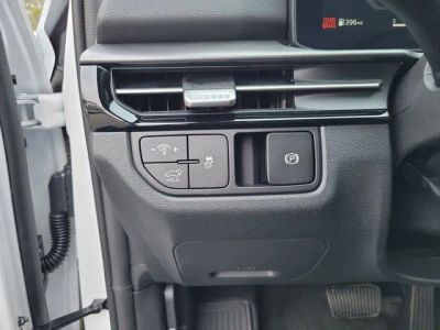 2026 Kia Sportage — photo 10 view