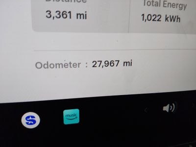 2024 Tesla Model Y - Photo 14