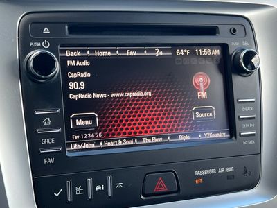 2016 GMC Acadia - Photo 21