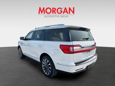 2021 Lincoln Navigator — engine compartment view