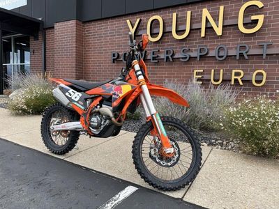 2024 KTM 250 SX-F - Photo 2