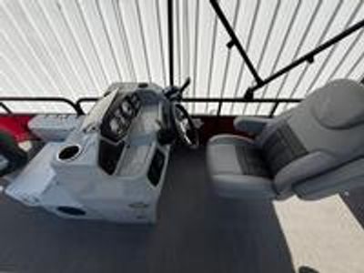 2022 Lowe 194 SF - Photo 14