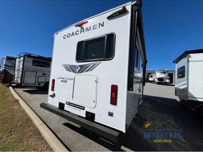 2026 Coachmen Leprechaun Chevy 3500 - Photo 4