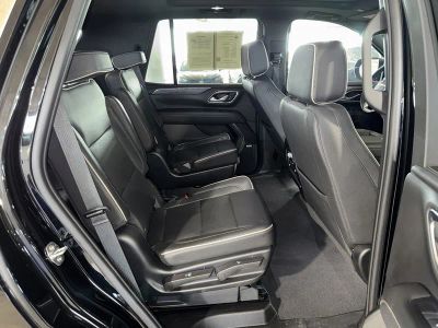 2023 GMC Yukon — photo 13 view