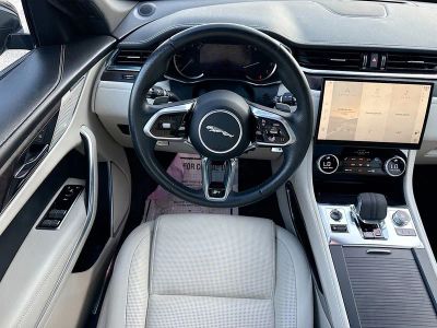 2023 Jaguar F-PACE — photo 17 view