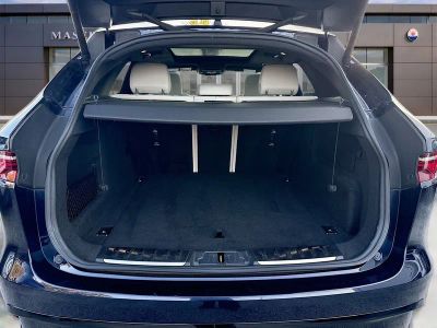 2023 Jaguar F-PACE — photo 12 view