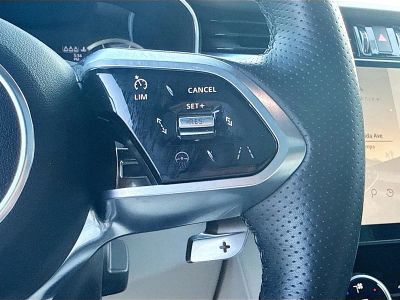 2023 Jaguar F-PACE — photo 38 view