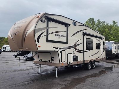 2017 Forest River RV Rockwood Signature Ultra Lite - Photo 1