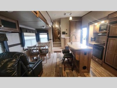 2017 Forest River RV Rockwood Signature Ultra Lite - Photo 10