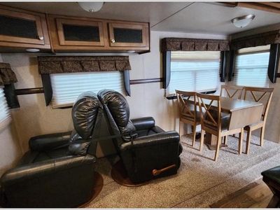 2017 Forest River RV Rockwood Signature Ultra Lite - Photo 7
