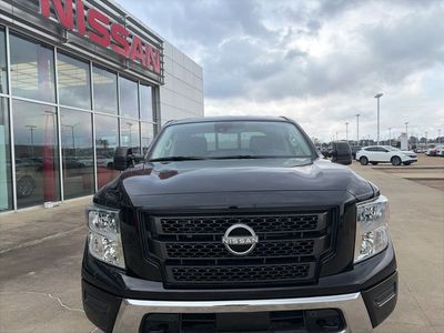 2023 Nissan Titan - Photo 6