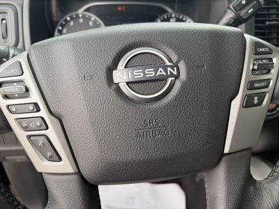 2023 Nissan Titan - Photo 13