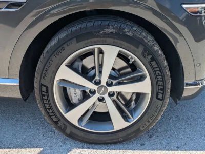 2024 Genesis GV80 — photo 10 view