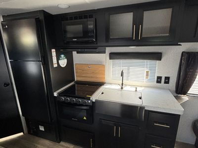 2022 Forest River Grey Wolf Limited - Photo 11