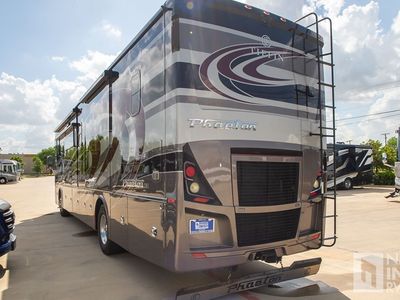 2020 Tiffin Motorhomes Phaeton - Photo 3