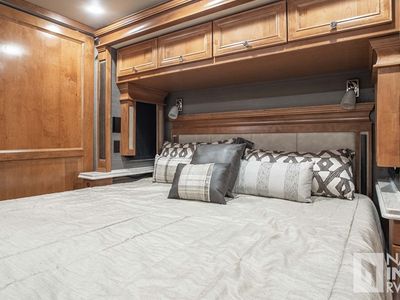 2020 Tiffin Motorhomes Phaeton - Photo 21