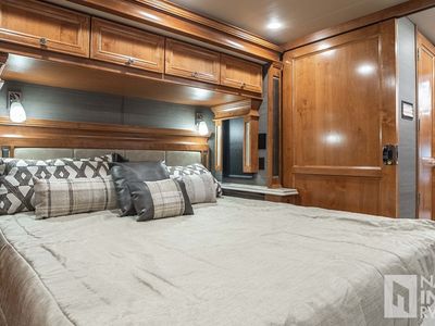 2020 Tiffin Motorhomes Phaeton - Photo 22