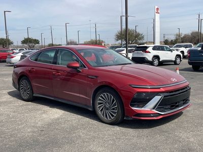 2025 Hyundai Sonata Hybrid - Photo 3