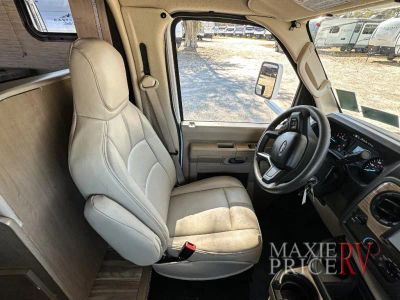 2021 Thor Motor Coach Four Winds - Photo 13